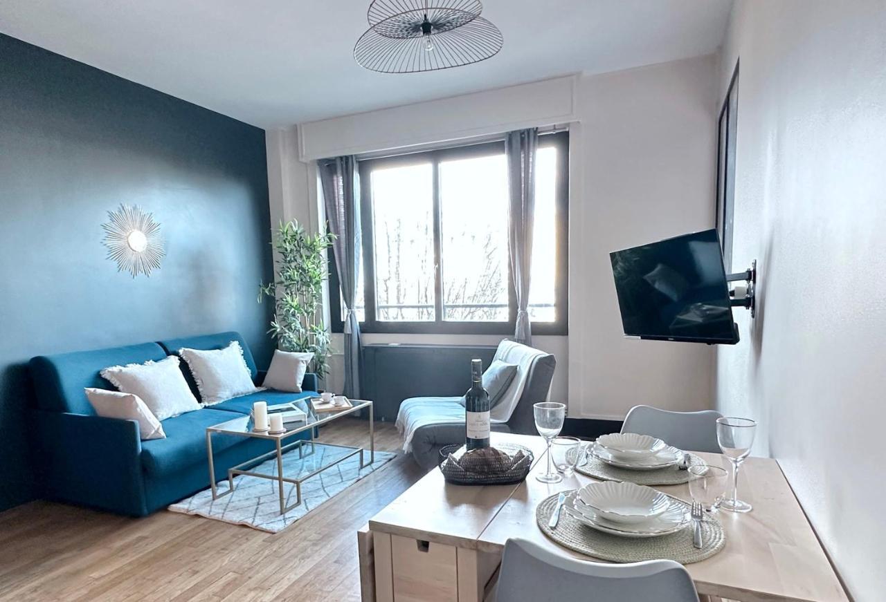 Stylish Apartment With A Balcony In 파리 외부 사진
